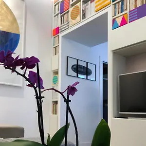 lily-apartment-napoli.hotels-amalfi.com/